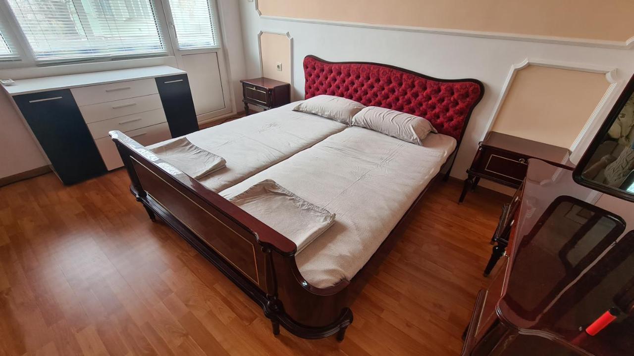 Guest House Anna Montana Buitenkant foto